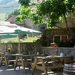 Hotel Rural Pena Castil Sotres