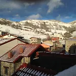 Rural Pena Castil 2*
