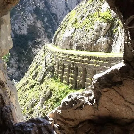 מלון Rural Pena Castil