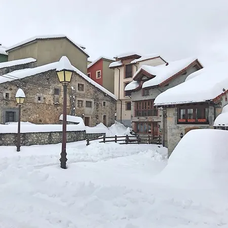 Rural Pena Castil