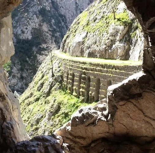 Hotel Rural Pena Castil