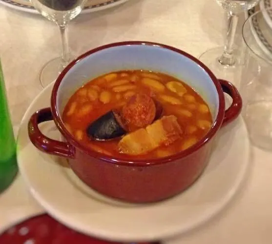 Hotel Rural Pena Castil 2*