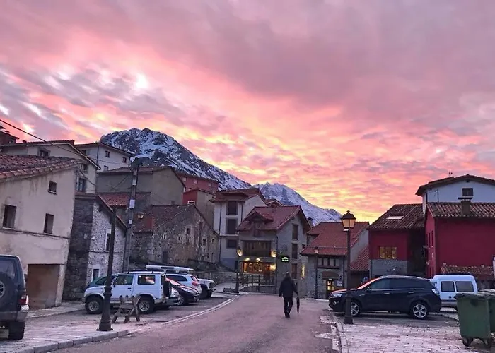 Hotel Rural Pena Castil Sotres